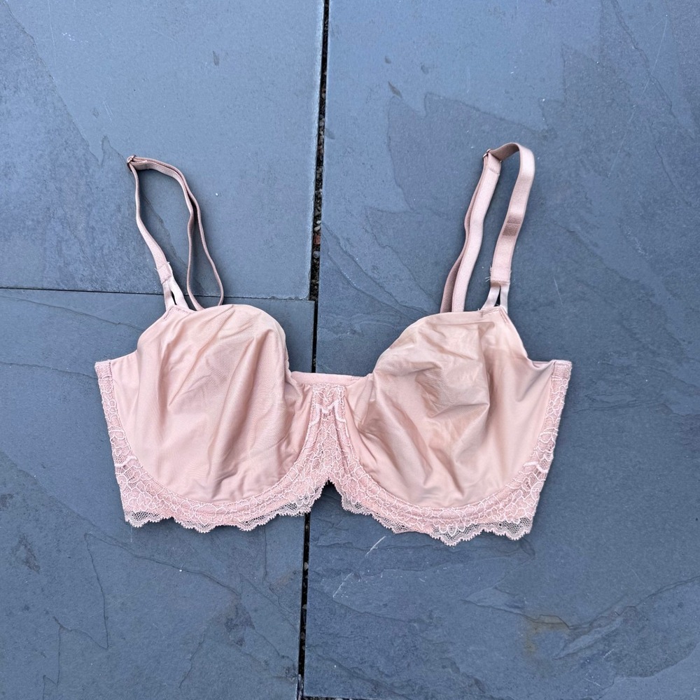 Victoria's Secret Multi-Way Bra Women 34DDD Nude Lace Trim Unlined